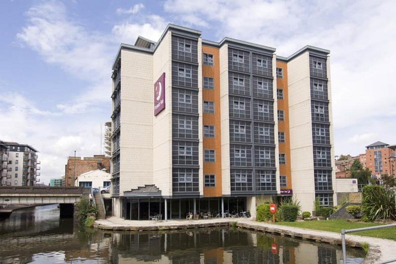 Premier Inn Nottingham Arena Exterior foto